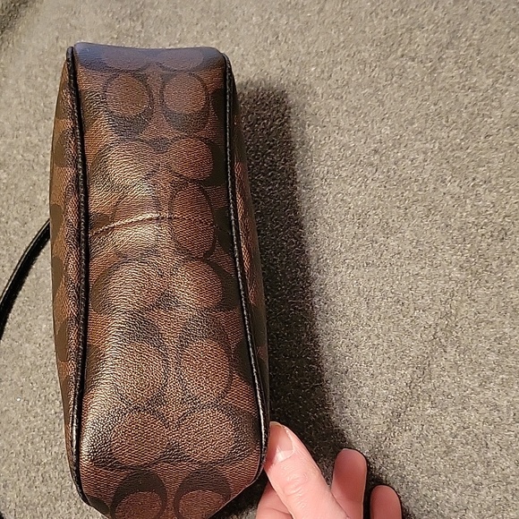 Coach set, mini bag & wristlet, saffiano leather, dark brn & blk signature C - Picture 10 of 14